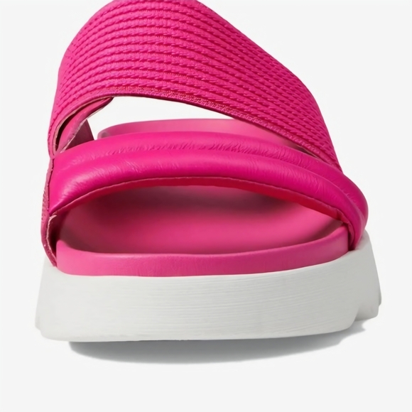 Sorel Women's Pink Slide Sandals - Picture 3 of 10